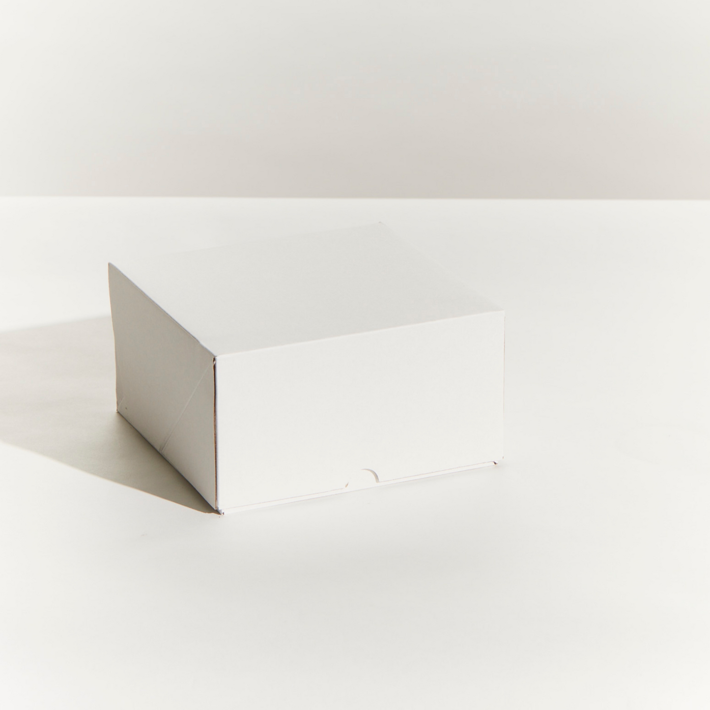 White Easy Fold Cake Box - 7x7x4