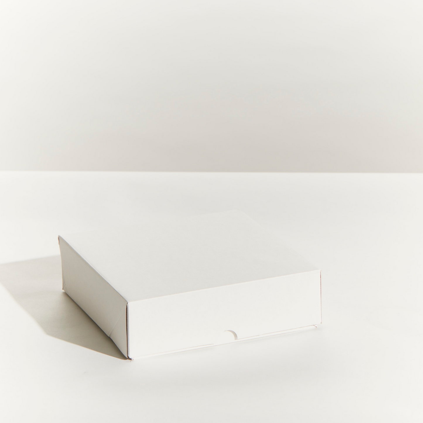 White Easy Fold Cake Box - 8x8x2.5"