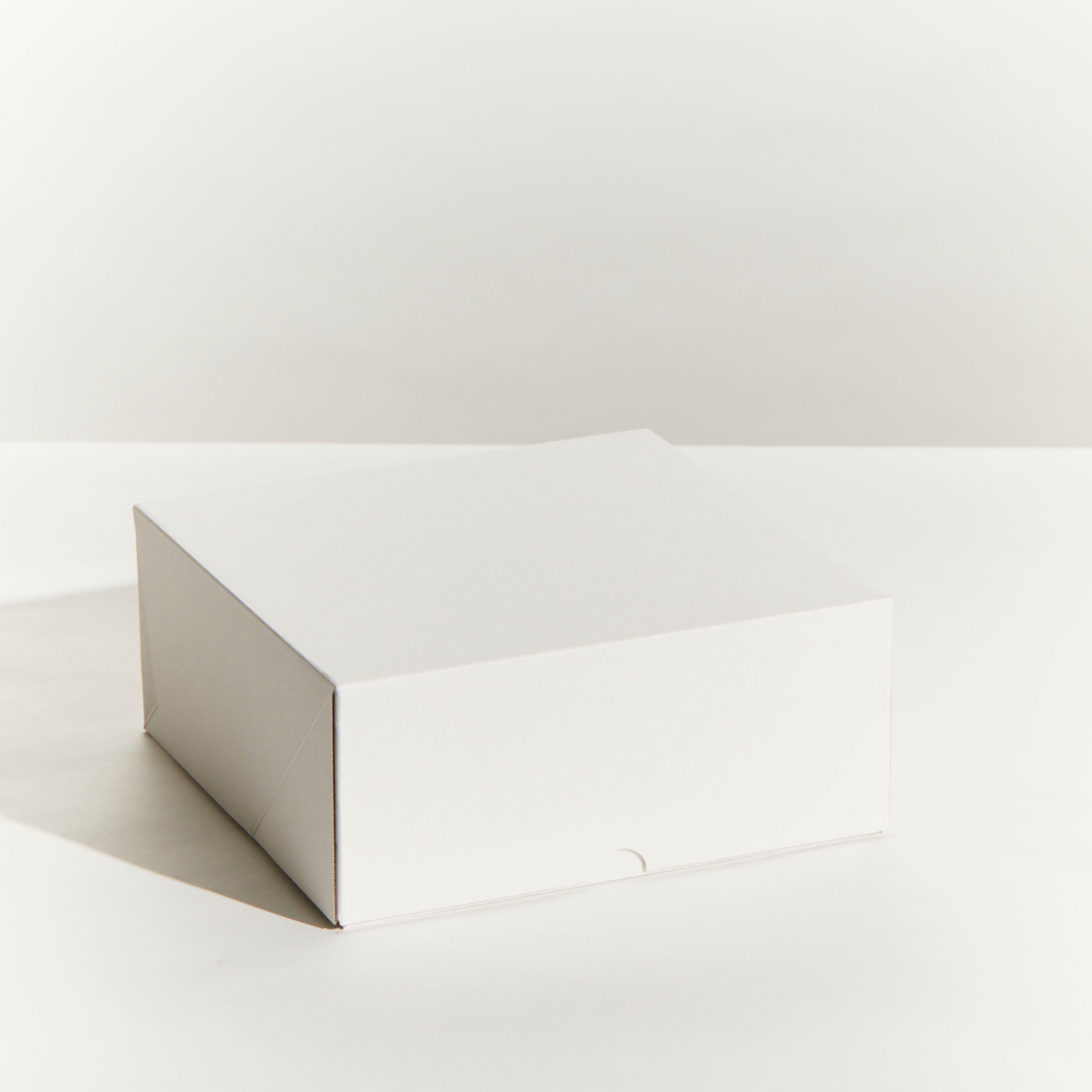 White Easy Fold Cake Box - 9x9x4'